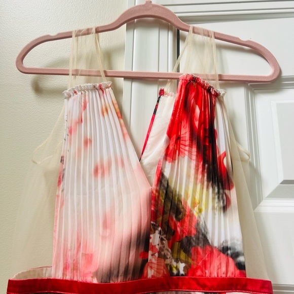 Red and Black Asymmetrical V-Neck Sundress by Bebe - Picture 3 of 9